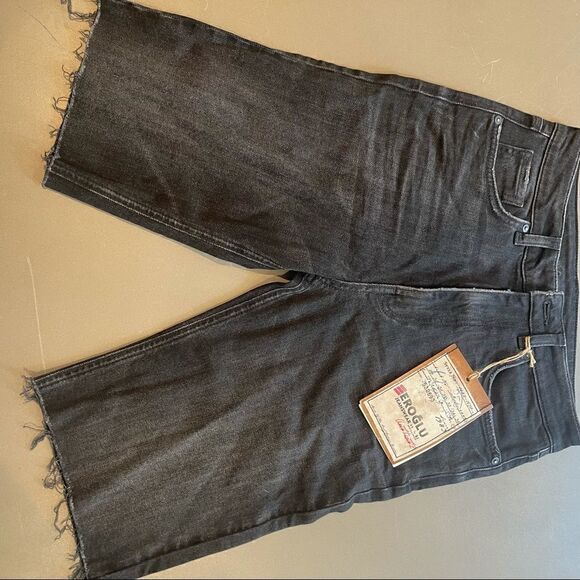 Joe’s Jeans |  Bermuda Raw Edge Shorts - Picture 5 of 12